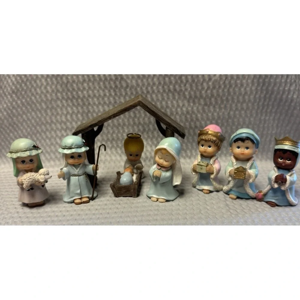Morehead 2008 Mini Nativity Set Jesus Christmas Holiday 9 piece Christ Child EUC